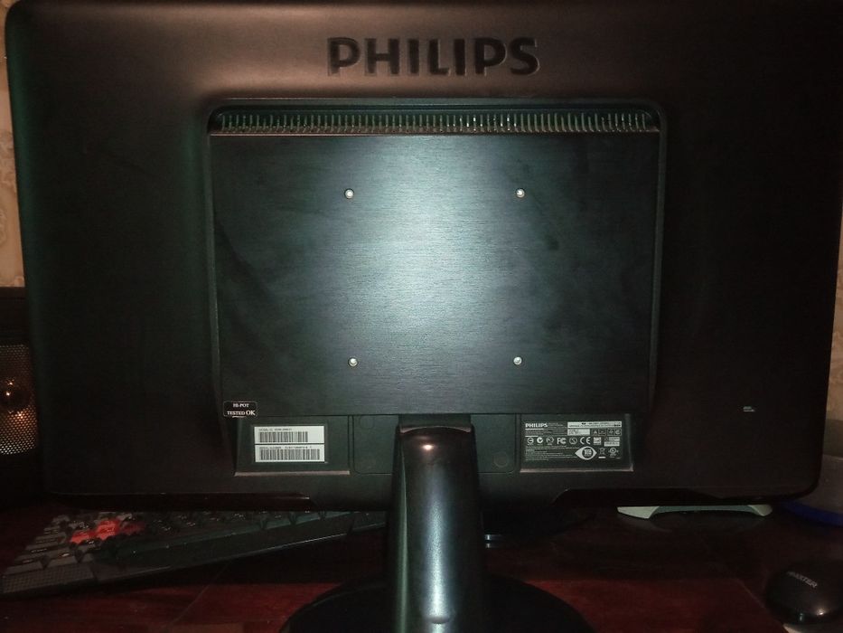 Монитор Филипс 222   el