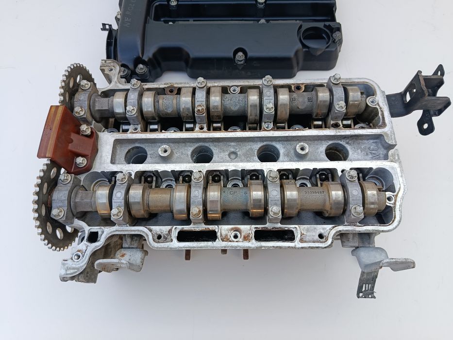 Головка блока циліндрів 1.2 16V Опель Корса С