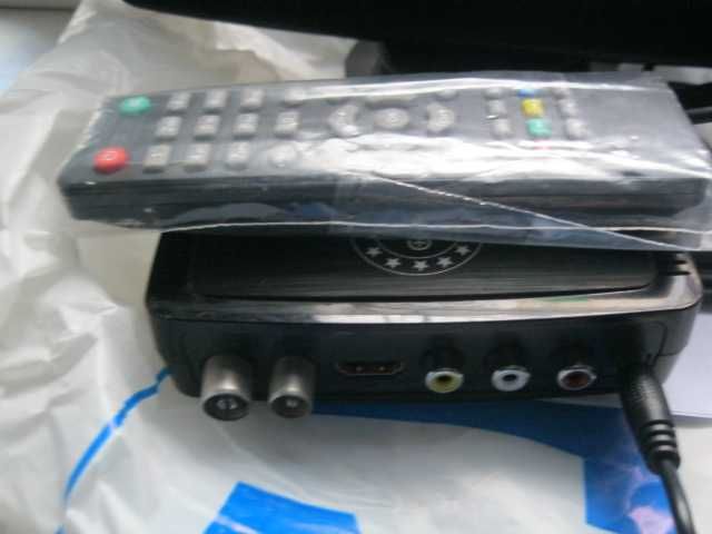 Тюнер т2,б.у в хорошем состоянии,есть антенны