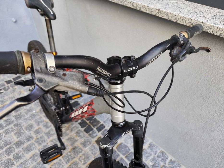 Bicicleta BH trail hunter