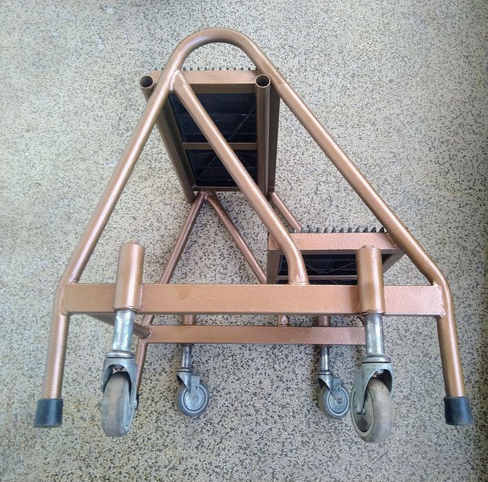 Mini Escadote Móvel 2 Degraus Profissional