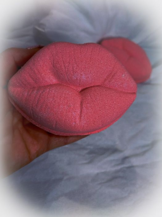 Бомбочки для ванни та свічки