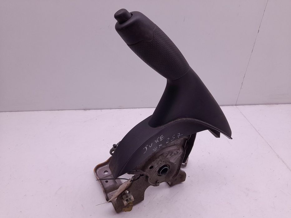 Travão de mão / parque NISSAN Juke (F15)