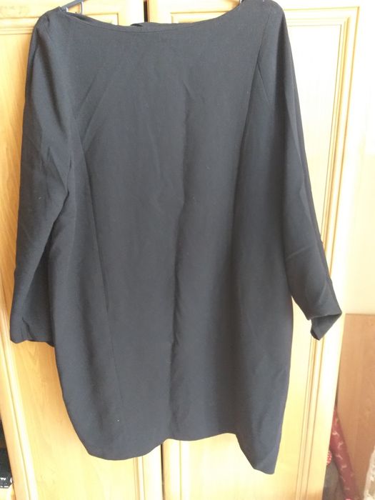 czarna sukienka 48 50