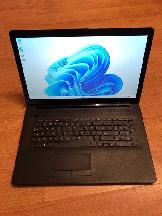 Ноутбук HP Notebook 17-ca0561ng (17"/AMD A4/SSD 256Gb/ОЗП 8Gb/GPU 500Mb)