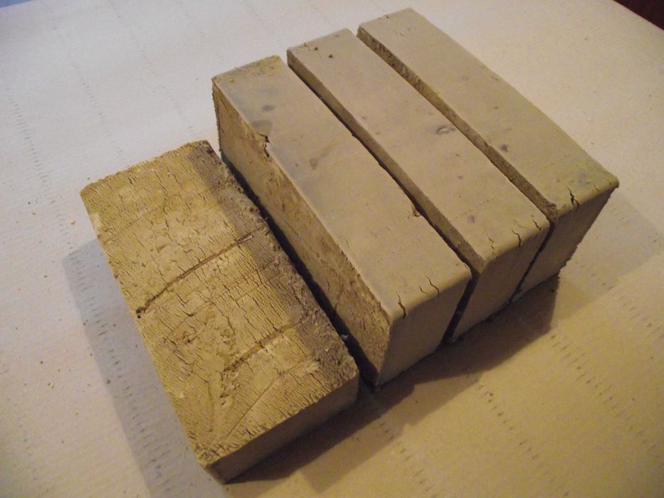 Glina w kostkach (sucha) 25 kg.