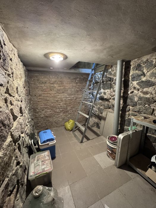 Продам цегляний гараж АК Сокіл