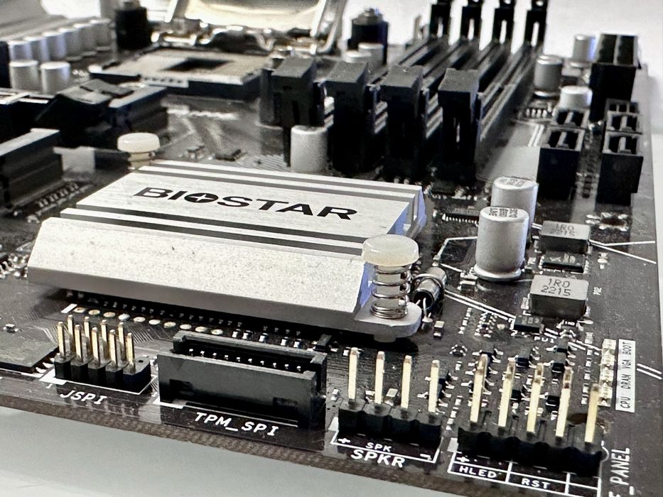 Zestaw PC: i5-11400F + B560 + 16GB + Fera 5 + 500W + Wi-Fi 6 GRATIS