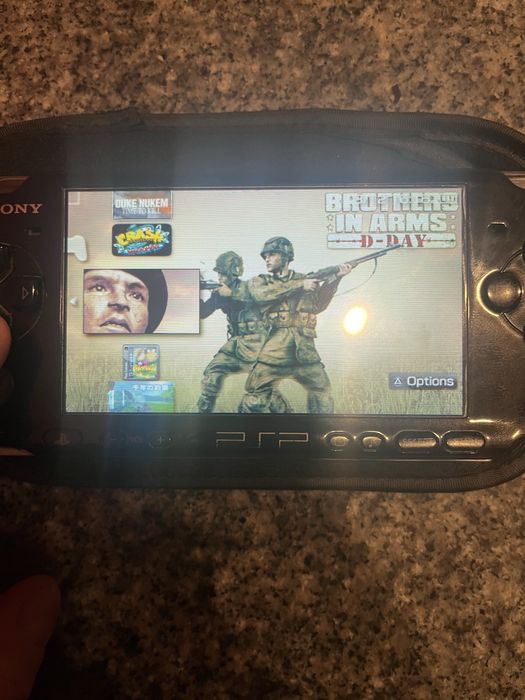 Karta pamieci 64 gb do konsoli psp z mega ilością gier (250)