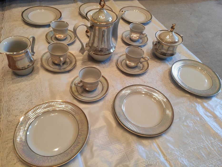 Барановка. Сервиз на 6 персон, с десертными тарелками.