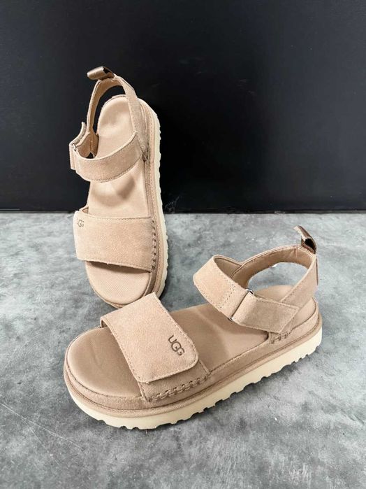 Сандалі UGG Goldenstar (37 р)