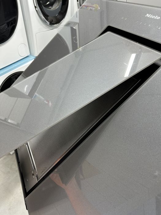 Витяжка Miele DA6498