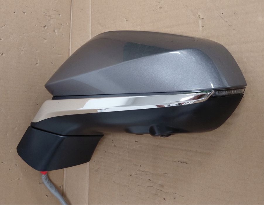 Зеркало Toyota Rav-4 Corolla Auris Avensis Highlander CHR NX RX CT UX