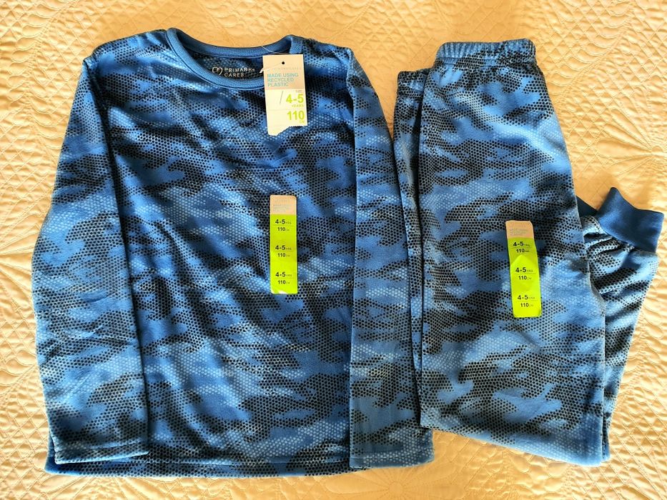 Pijamas veludo 2,3 e 4 anos novos