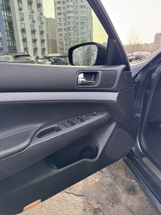 Продам Infinity G25x газ/бенз