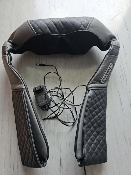 Masażer karku pleców