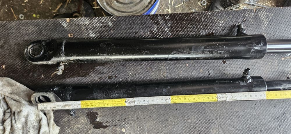 Siłowniki hydrauliczne