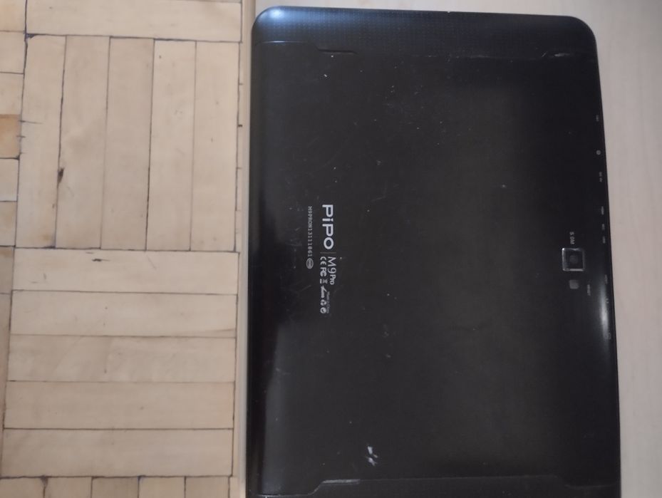 Планшеты на запчасти.