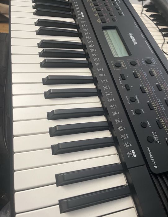 yamaha psr e403 - Купить музыкальные инструменты - Цена на OLX.ua