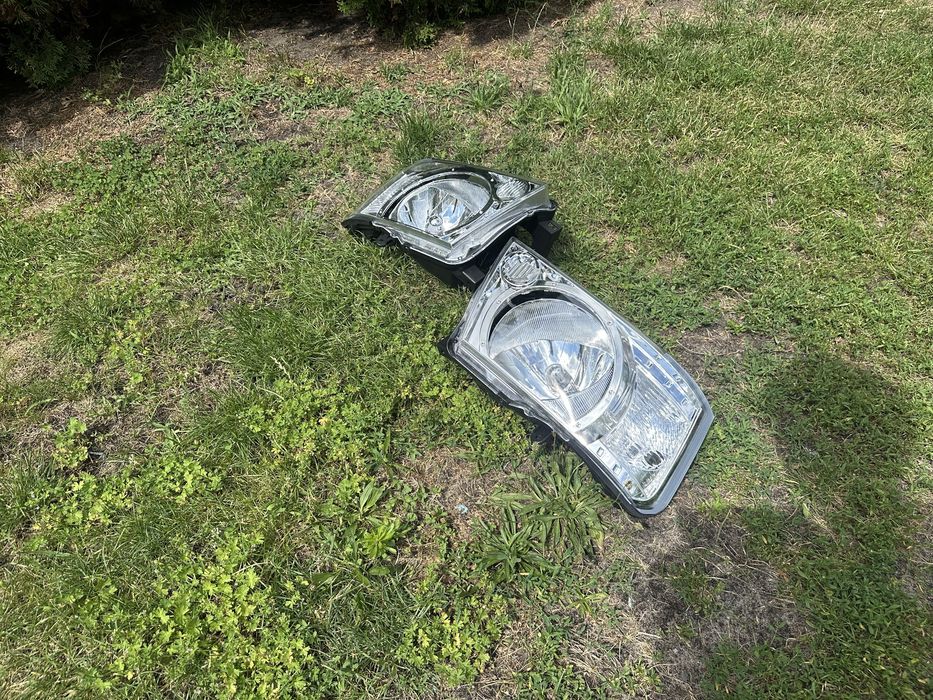 Фара Nissan Patrol Y61 рестайлінг