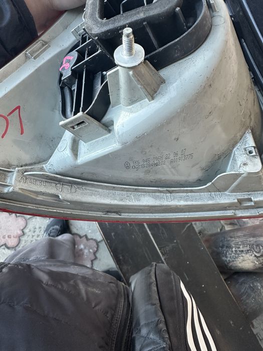 Продам стопи гольф 5