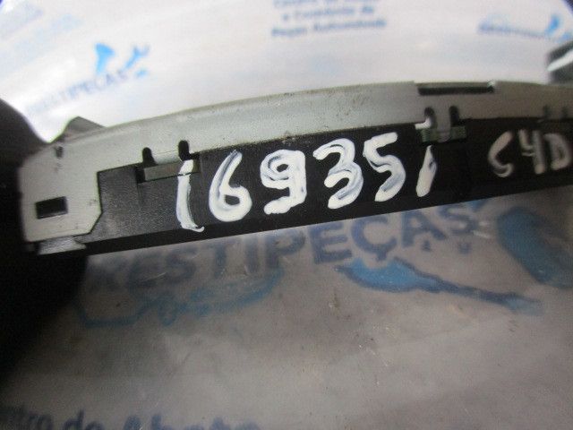 Amplificador de antena VOLKSWAGEN Polo (AW1)