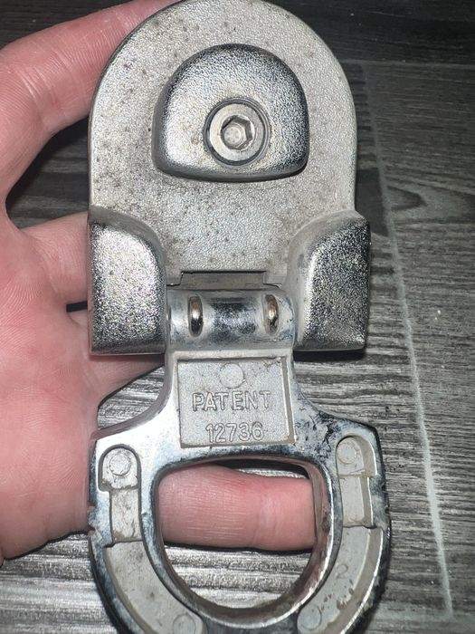 Установчий комплект Mitsubishi MZ330091S1 (оригінал) — 4 шт