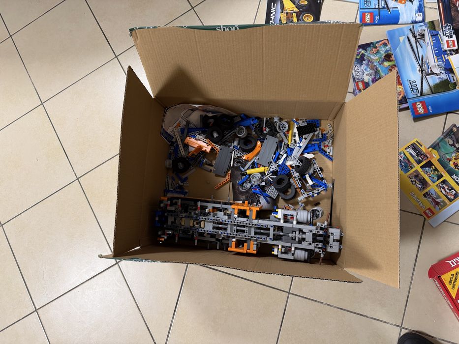 Klocki lego  różne  rodzaje