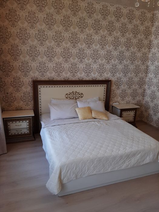 2 кім квартира  .погодинно .на добу Кулиша .Ж.д. вокзал .пл Ринок