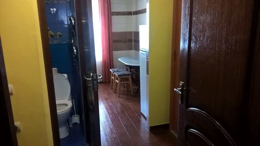 Квартира посуточно. Коллибрис. ул. Гната Юры, 7-(б).