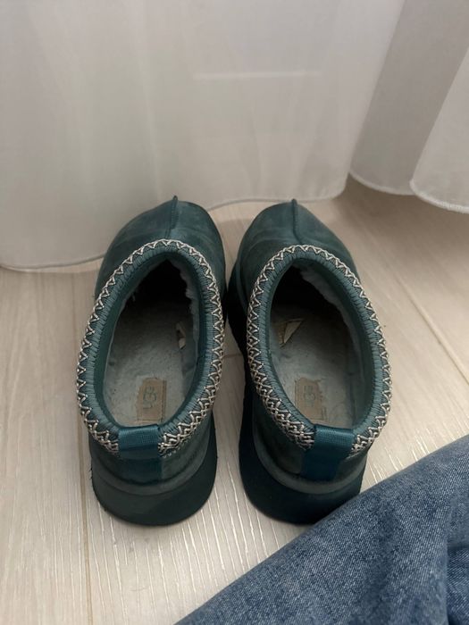 Стильна куртка для дівчат ,  мода тренд , розмір М-Л , Джинс, Ugg 39р