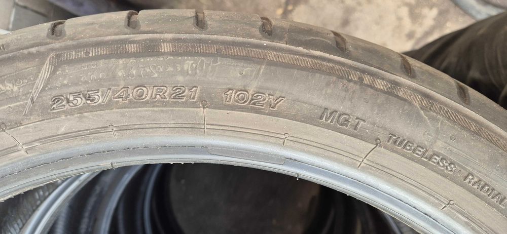 Komplet opon letnich Bridgestone _ 255/40/21 _ 295/35/21