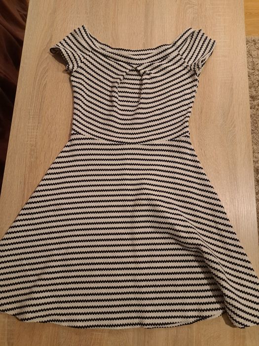 Sukienka Atmosphere 36