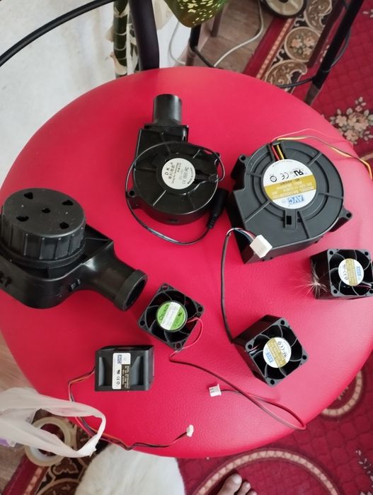 Продам кулер улитка 12 вольт с блоком питания