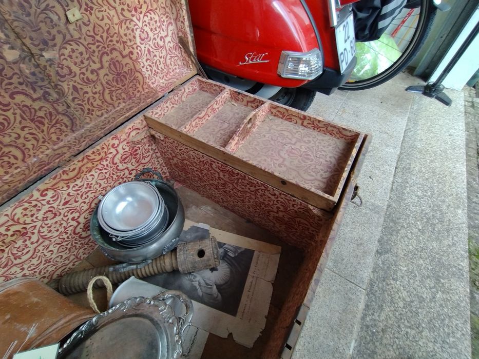 Mala Baú com mais de 60 anos
