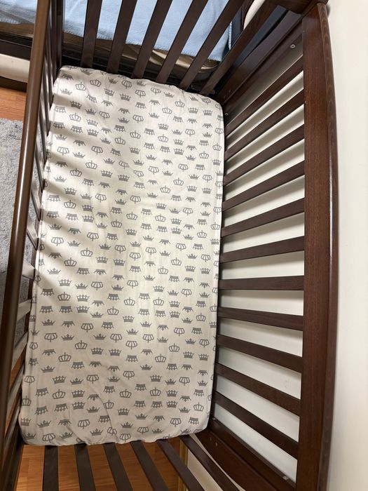 Ліжечко дитяче