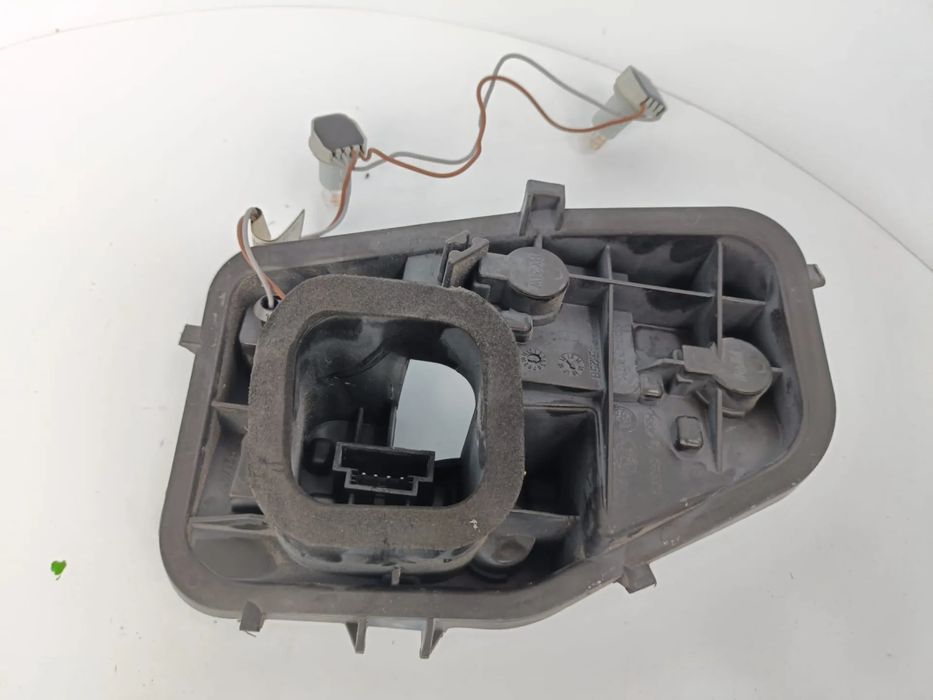 Suporte lâmpada direito SKODA Fabia III Hatchback (NJ3)