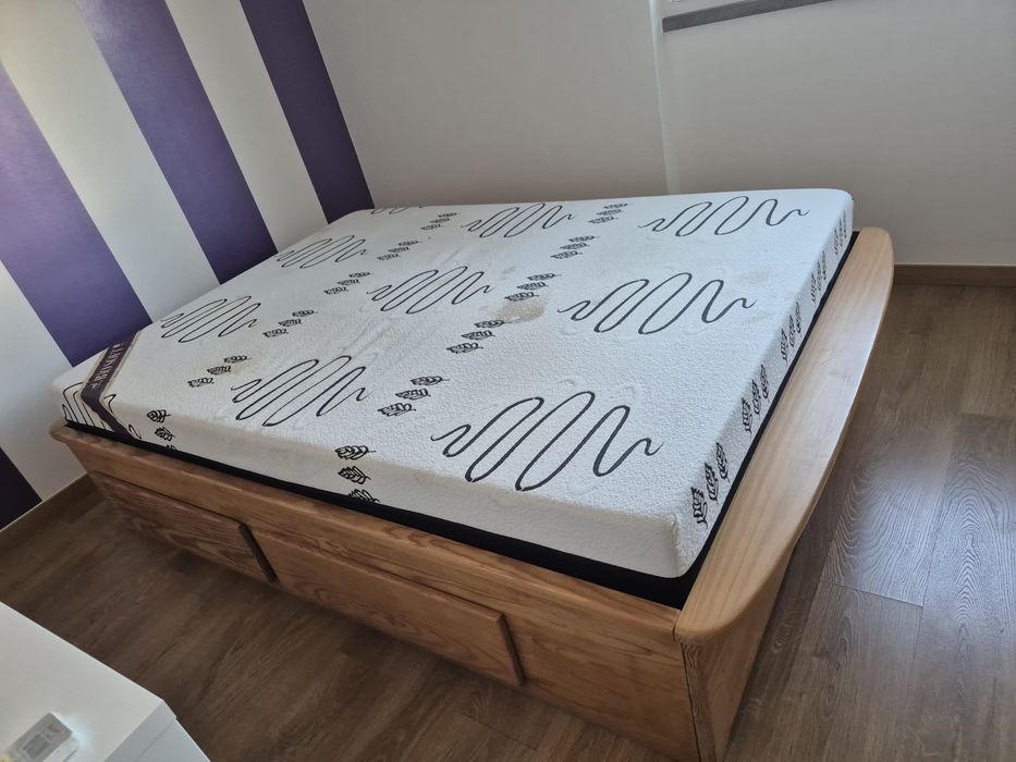 Vendo cama casal madeira maciça