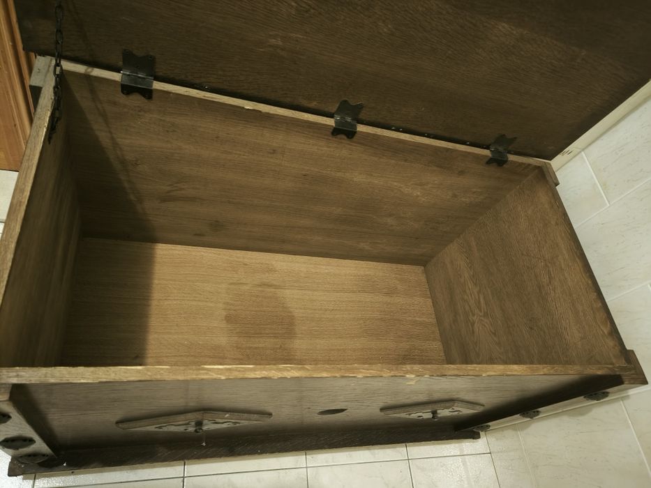 Arca Feita de Madeira