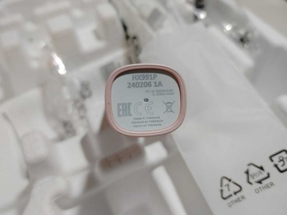 Електрична зубна щітка PHILIPS Sonicare DiamondClean 9000 HX9911