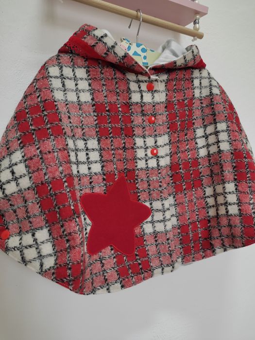 Capa/poncho para menina de 18 - 36 meses. Nova.