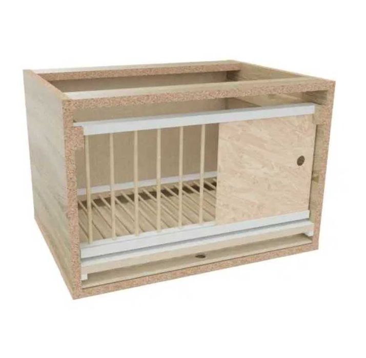 Cela lęgowa dla gołębi z rusztem