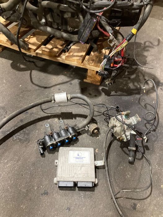 DACIA DUSTER 1 I 1.6 SCE 16V KOMPUTER STEROWNIK LPG GAZ INSTALACJA GAZOWA GAZ LPG LANDIRENZO