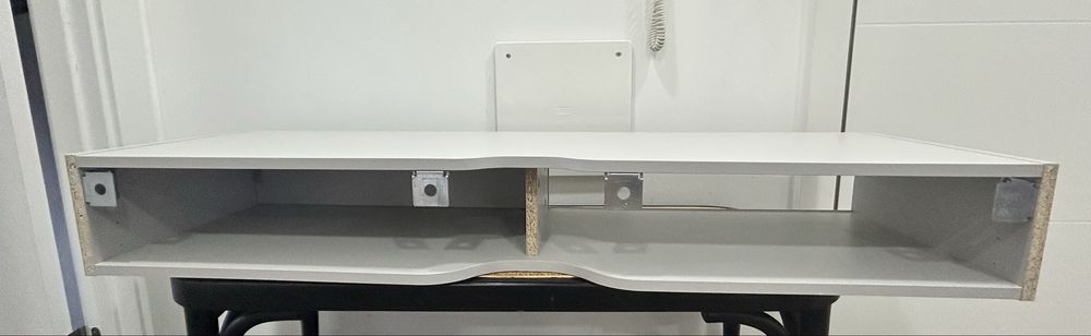 Prateleira multimédia Spiksmed Ikea