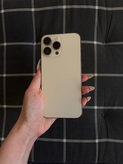 iPhone 14 Pro Max