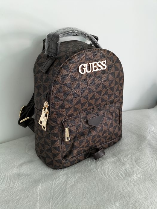 Nowy plecak damski wykonany z skóry ekologicznej wysokość 27 szerokość