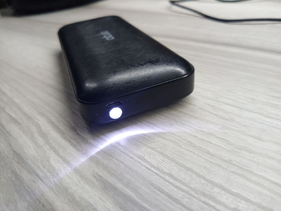 Power Bank 10000 mAh с фонариком павер банк зарядное