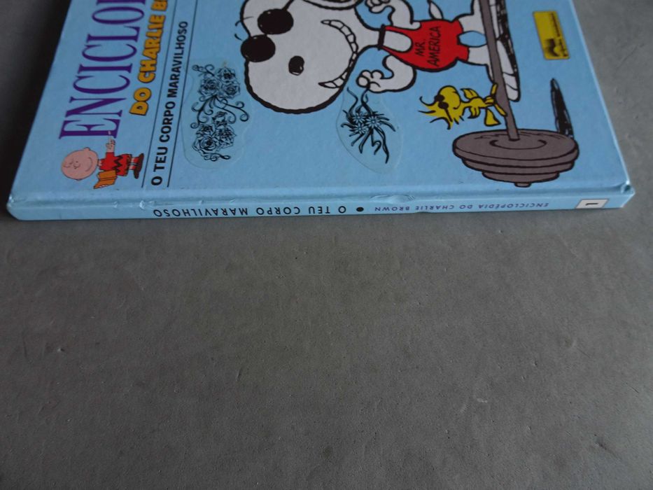 Livro Enciclopédia do Charlie Brown - Volume 1