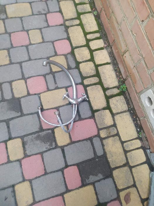 Змішувач для кухні