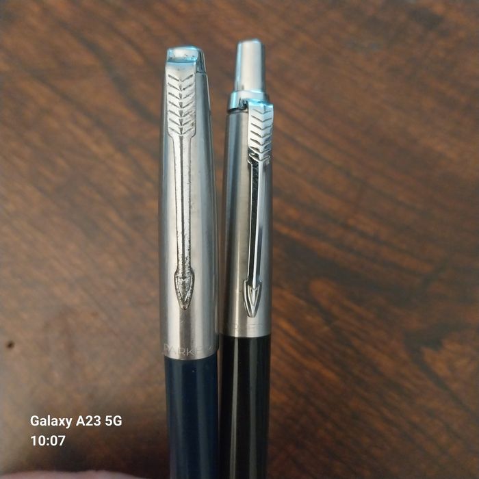 Lote 2 Canetas Parker Jotter Originals — Bond Street Black & Waterloo Blue (Sem Recarga)
